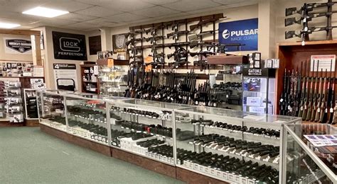Sportsmans outfitters - Shop online or in-store for quality outdoor gear and clothing at competitive prices. Find guns, ammo, decoys, optics, camping equipment, emergency preparedness, and more at Sportsman's Warehouse.